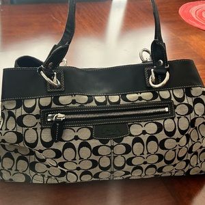 Perfect Size Coach Logo Bag